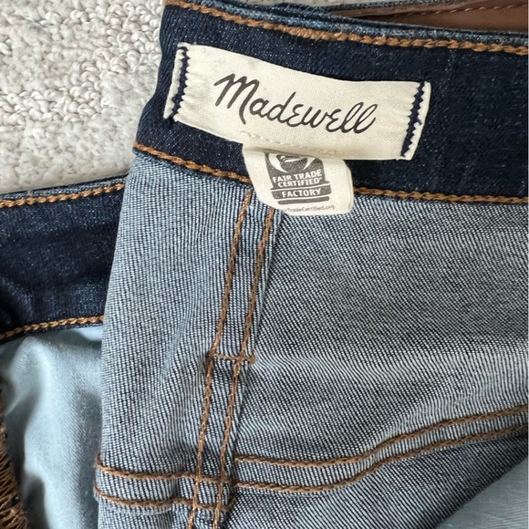 Madewell Curvy Cali Demi - boot jeans -size 30 - dark wash - Picture 8 of 10